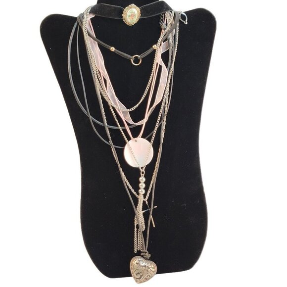 Layered Multistrand Necklace Set With Heart & Floral Pendant Choker to 18" Lengt - Picture 1 of 14